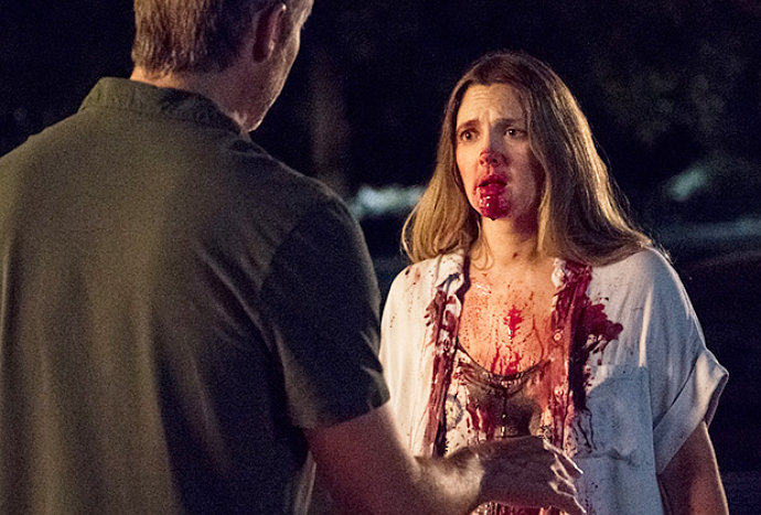 Drew Barrymore Plays Zombie on Netflix's 'Santa Clarita Diet'