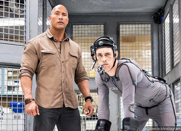 Dwayne Johnson Introduces George the Gorilla in New 'Rampage' Set Photo