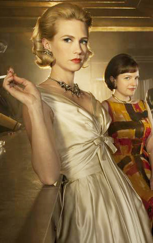 Elisabeth Moss and January Jone...