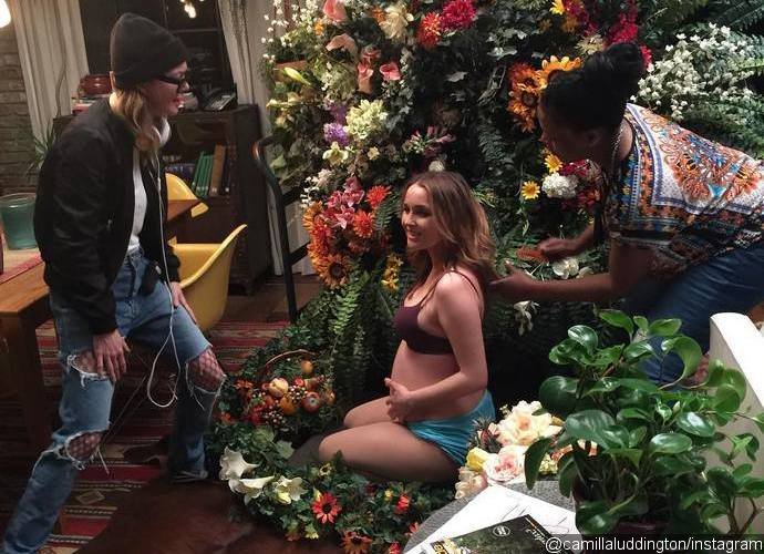 Ellen Pompeo Helps Co-Star Camilla Luddington Spoof Beyonce's Pregnancy Announcement