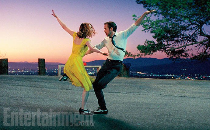 Emma Stone and Ryan Gosling Dance Beneath L.A. Skyline in 'La La Land' First Official Photo