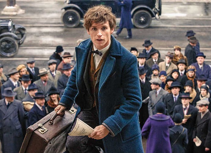 'Fantastic Beasts and Where to Find Them' New Photo Features Eddie Redmayne in 1920s New York