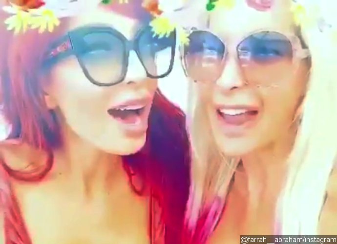 Farrah Abraham's Perky Butt Gets Slapped by Frenchy Morgan as They Have Fun in Las Vegas