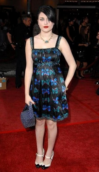 Frances Bean Cobain Likely to Be Engaged to Rocker Boyfriend