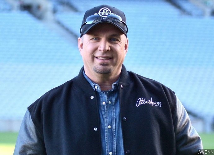 Garth Brooks in Talks to Sing at Donald Trump's Inauguration