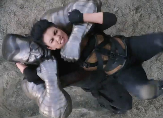 See Gina Carano's Angel Dust Beat Out Colossus in 'Deadpool' New TV Spot