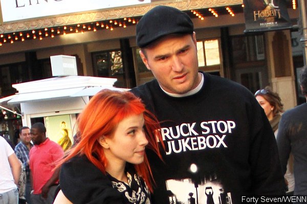 Hayley Williams Engaged to New Found Glory's Chad Gilbert