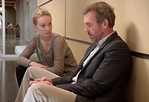 'House' 8.21 Preview Teases Thirteen's Return