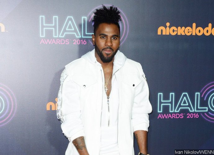 Jason Derulo Accuses American Airlines of Racism After He's Confronted by 15 Cops in Miami Airport