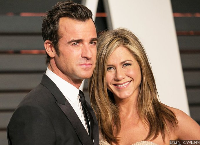 Jennifer Aniston and Justin Theroux 'Haven't Even Seen Pictures' of Their Secret Wedding