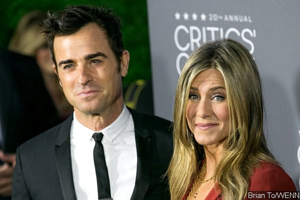 Jennifer Aniston and Justin Theroux Show Off Their Sexy Bodies During Honeymoon in Bora Bora