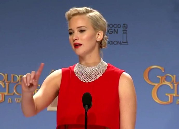 Jennifer Lawrence Gets Backlash for Scolding Golden Globes Reporter