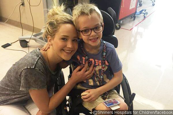 Jennifer Lawrence Makes Surprise Visit to a Children's Hospital in Montreal