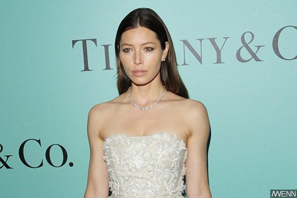 Jessica Biel Shows Post-Baby Body, Steps Out for the First Time Since Giving Birth