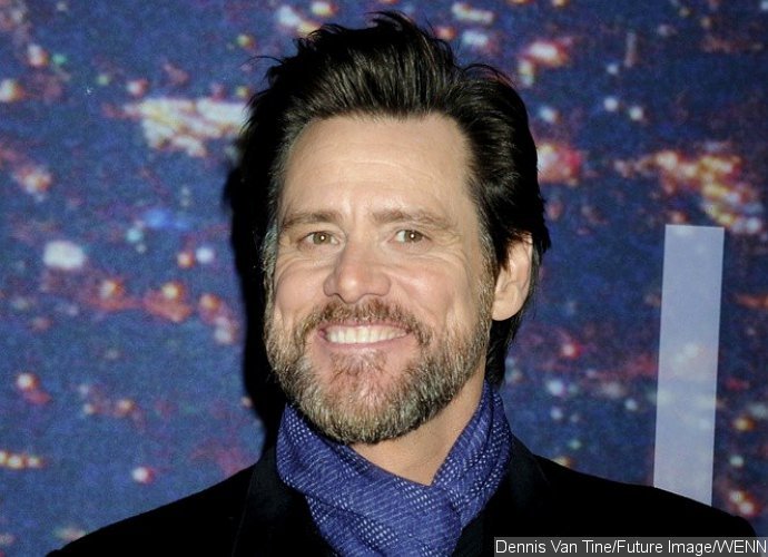 Jim Carrey Hires Detec... Jim Carrey