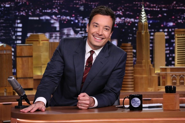 Jimmy Fallon Signs Deal With NBC to Host 'Tonight Show' Through 2021