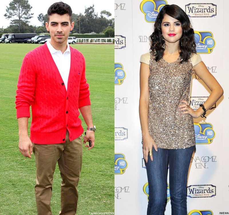 Video Joe Jonas Possibly Gets Private Phone Call From Selena Gomez