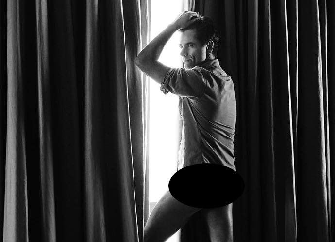 John Stamos Shows Off His Bare Bum for Paper Magazine