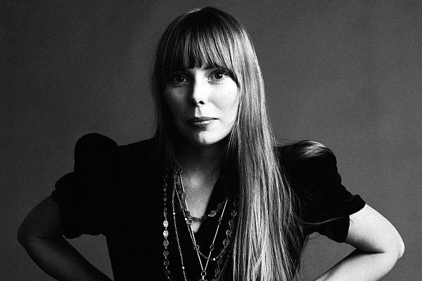 Joni Mitchell's Rep Denies Singer Is in Coma