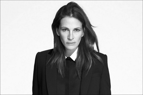 Julia Roberts Makes Her Debut as New Face of Givenchy