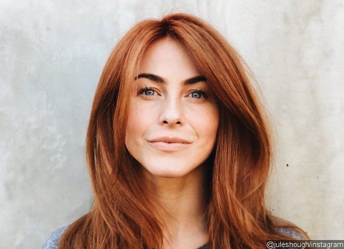 Julianne Hough Is A Redhead On Valentine S Day See The Pics