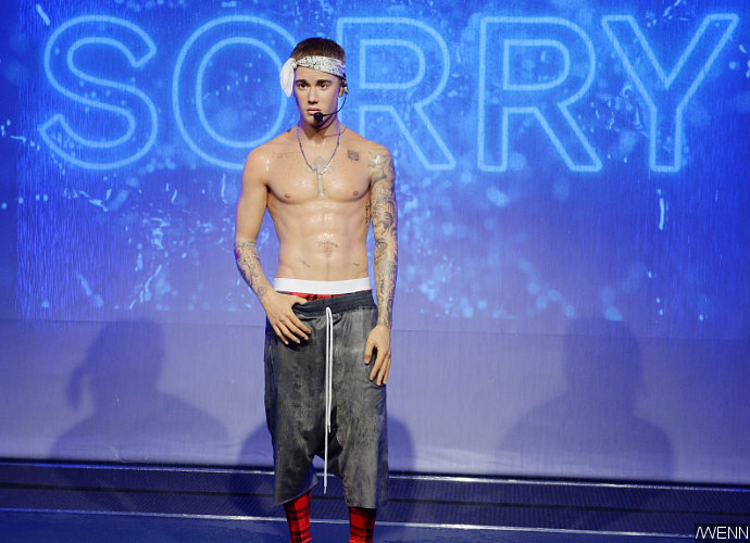Justin Bieber Gets Wet, Shirtless Wax Figure at Madame Tussauds London