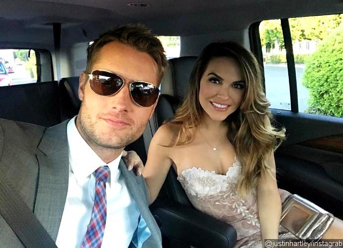 'This Is Us' Star Justin Hartley Marries Actress Chrishell Stause - See the Wedding Pic!
