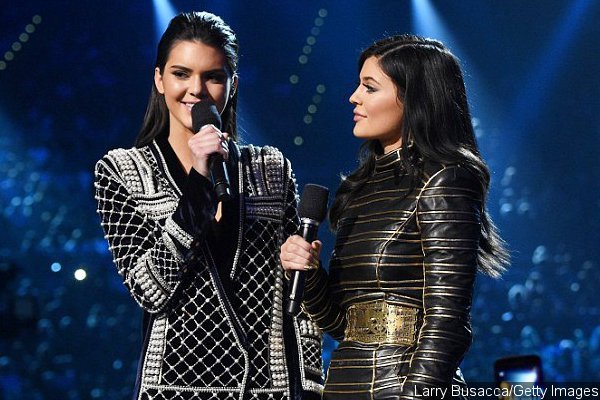 Kendall and Kylie Jenner Booed at Billboard Music Awards While Introducing Kanye West