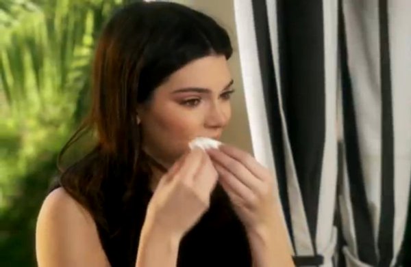 Kendall Jenner Breaks Down in Tears as She Talks About Bruce's Transition