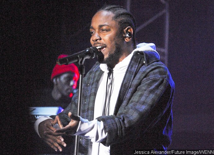 Kendrick Lamar Fan Joins Rapper Onstage at Concert, but Forgets Lyrics