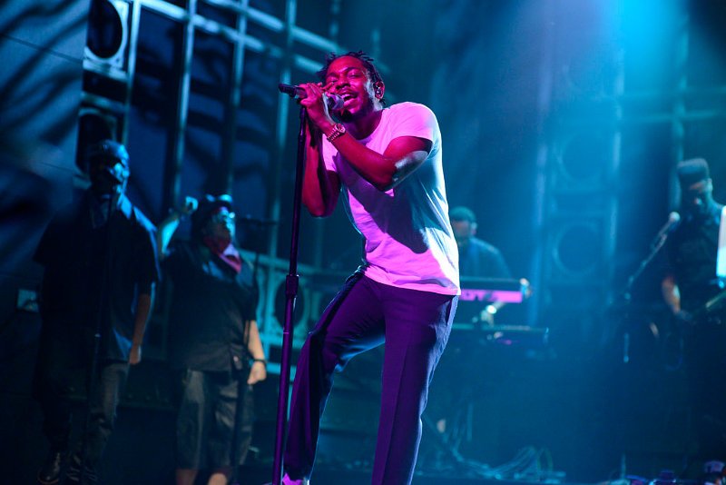 kendrick lamar on snl video kendrick lamar rocks saturday night live kendrick lamar on snl video kendrick lamar rocks saturday night live