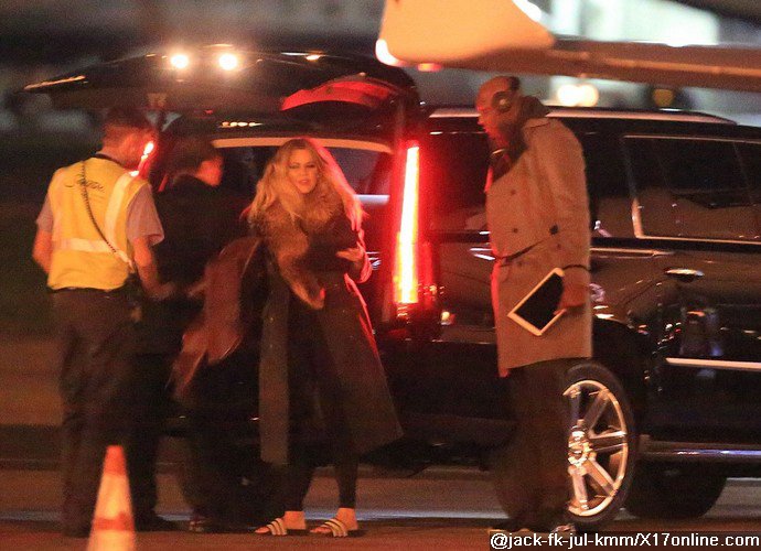Khloe Kardashian and Lamar Odom Pictured Boarding Private Jet Together in L.A.
