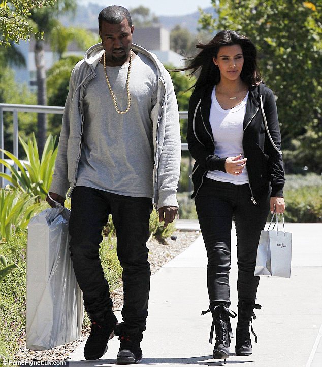 Casual Celebrity Outfits