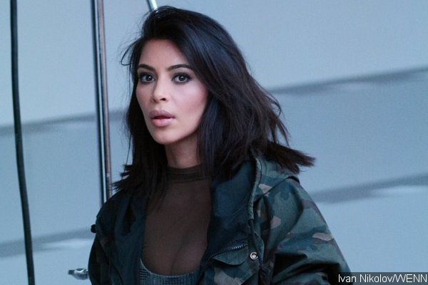 Kim Kardashian Taking Piano Lesson, Learning Kanye West's Song