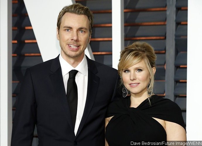 See Kristen Bell Adorably Weeping in Throwback Photo From Her Wedding to Dax Shepard