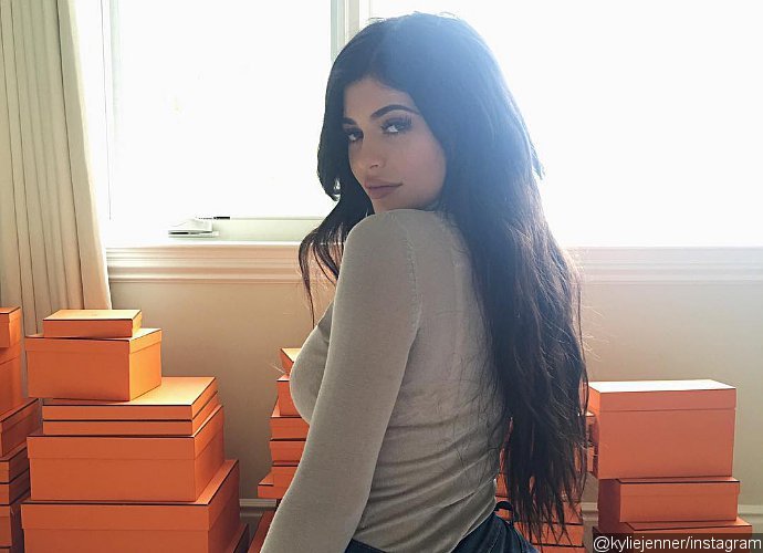 Kylie Jenner's New Photoshop Fail? Star Is Accused of Altering Her Butt in New Pic