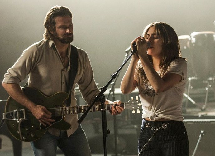 Lady GaGa and Bradley Cooper Share a Steamy Kiss in 'A Star Is Born' Set Video