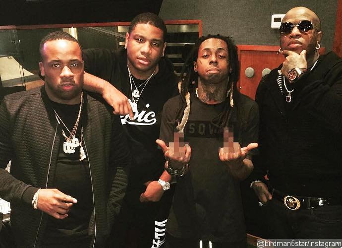 Lil Wayne Hits the Studio With Birdman While Still Suing Him