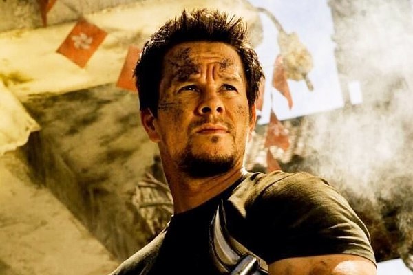 Mark Wahlberg Says He'll Return to 'Transformers 5'