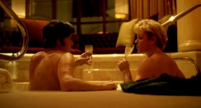 matt-damon-and-michael-douglas-bathe-together-in-behind-the-candelabra