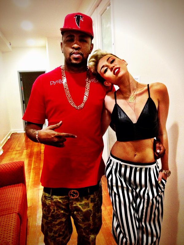 miley-cyrus-shares-images-of-we-can-t-st