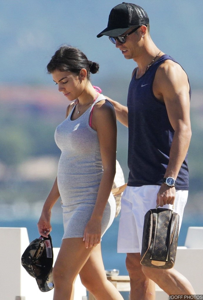 Cristiano Ronaldo's Girlfriend Georgina Rodriguez Fuels Pregnancy