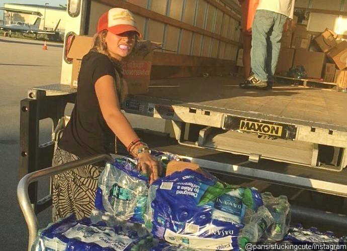 Paris Jackson Volunteers in Puerto Rico to Help Relief Efforts