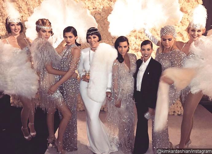 Pictures of Kris Jenner's 'Great Gatsby'-Themed Birthday Party Emerge