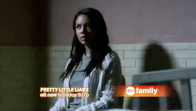 'Pretty Little Liars' 3.07 Sneak Peeks: Mona Is on the Loose