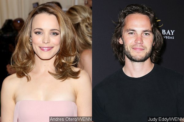 Rachel McAdams Officially Dating 'True Detective' Co-Star Taylor Kitsch