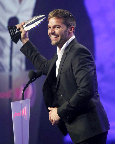 Ricky Martin Wins Vito Russo Trophy at 2011 GLAAD Media Awards