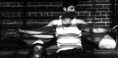 Robin Thicke Debuts Steamy Music Video for 'All Tied Up'