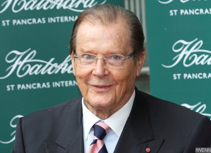 Roger Moore Doesn't Like the Idea of Female Bond and Gay Bond