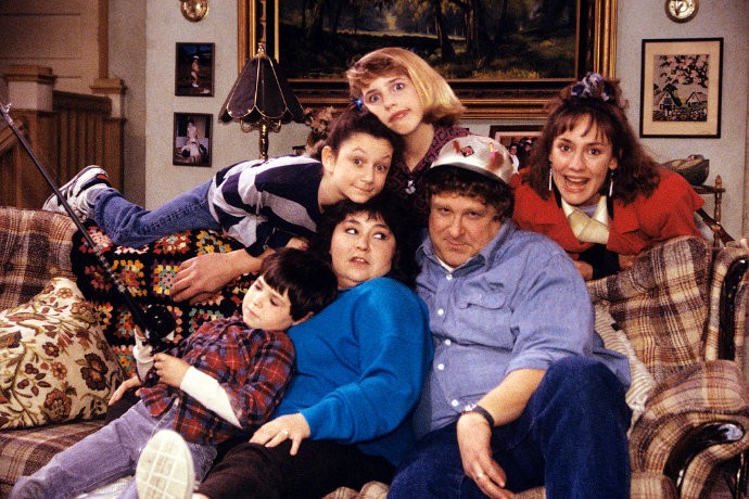 'Roseanne' Returns Home With 2018 Revival on ABC